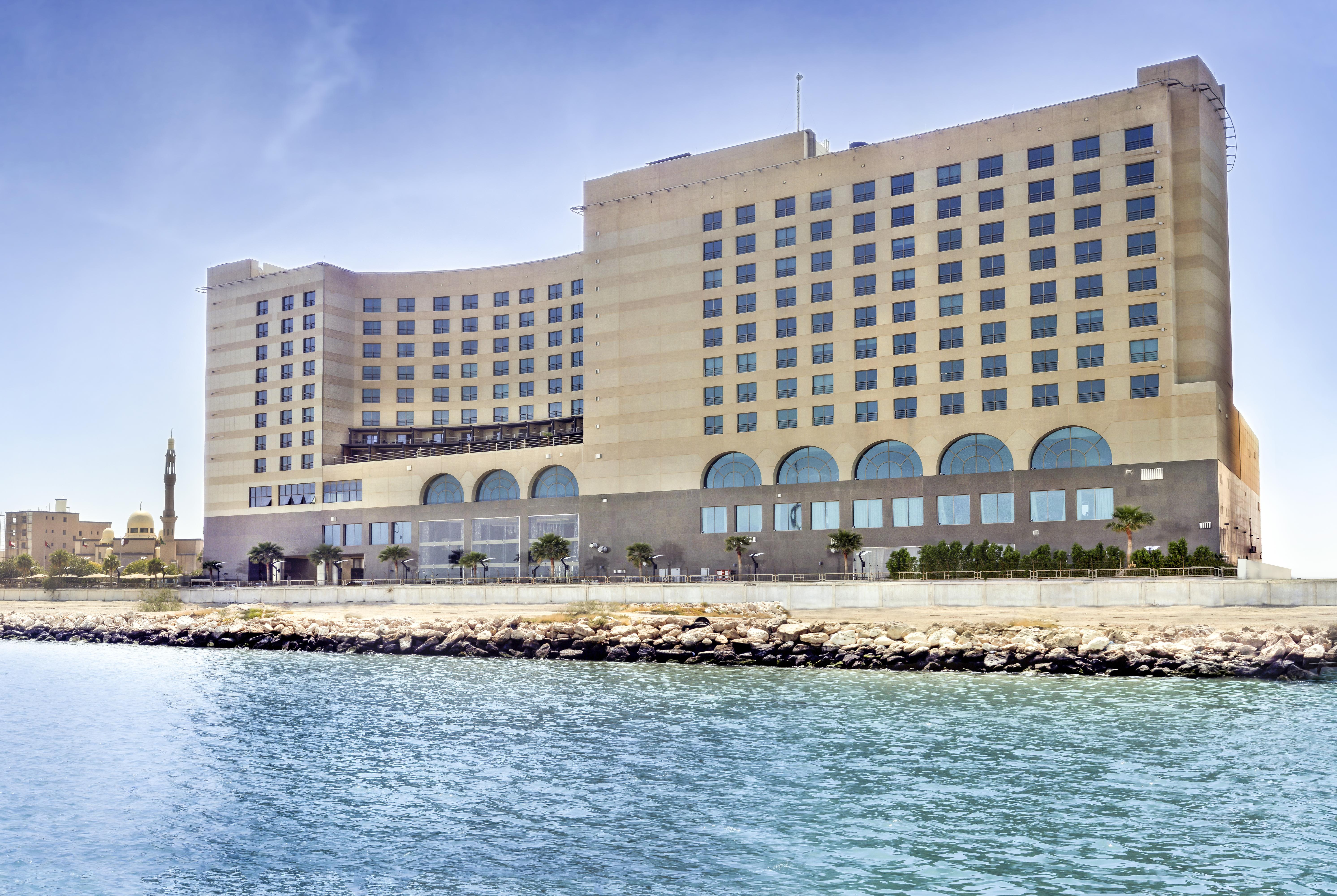 מלון Sofitel Al Khobar The Corniche מראה חיצוני תמונה The Grand Hotel