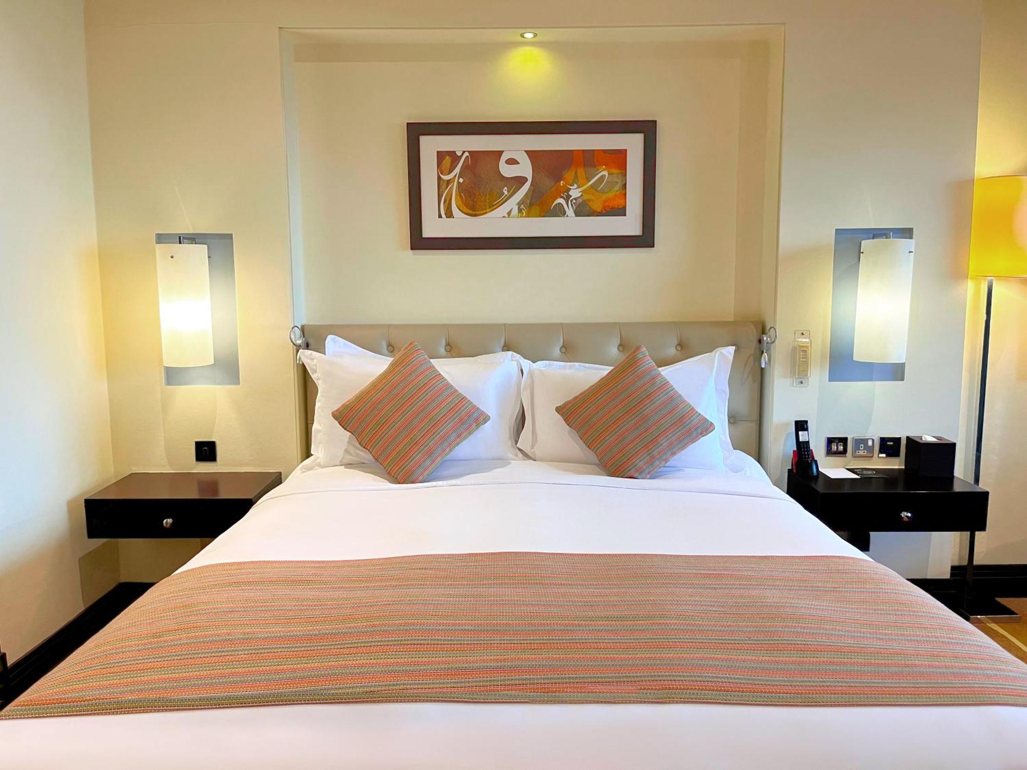 מלון Sofitel Al Khobar The Corniche מראה חיצוני תמונה A bedroom at the hotel
